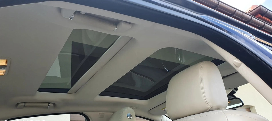 Jaguar XJ cena 40500 przebieg: 182000, rok produkcji 2014 z Kościan małe 379